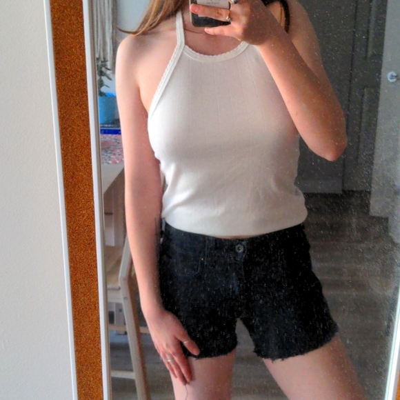 Halter Top - Picture 3 of 5